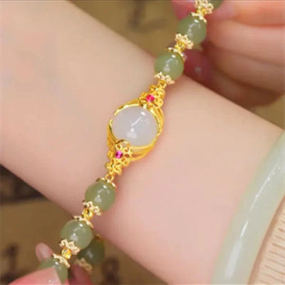 Belief • Emerald Jade stone bracelet