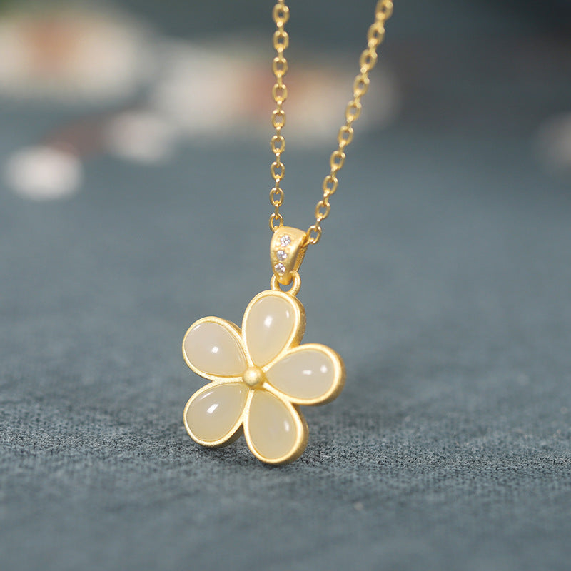 Five Leaf Flower ? Jadeite Jade Necklace