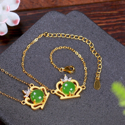 Diamond Crown Emerald Jade Stone Pendant Necklace
