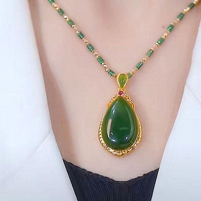 Water drop pendant emerald Jade stone necklace