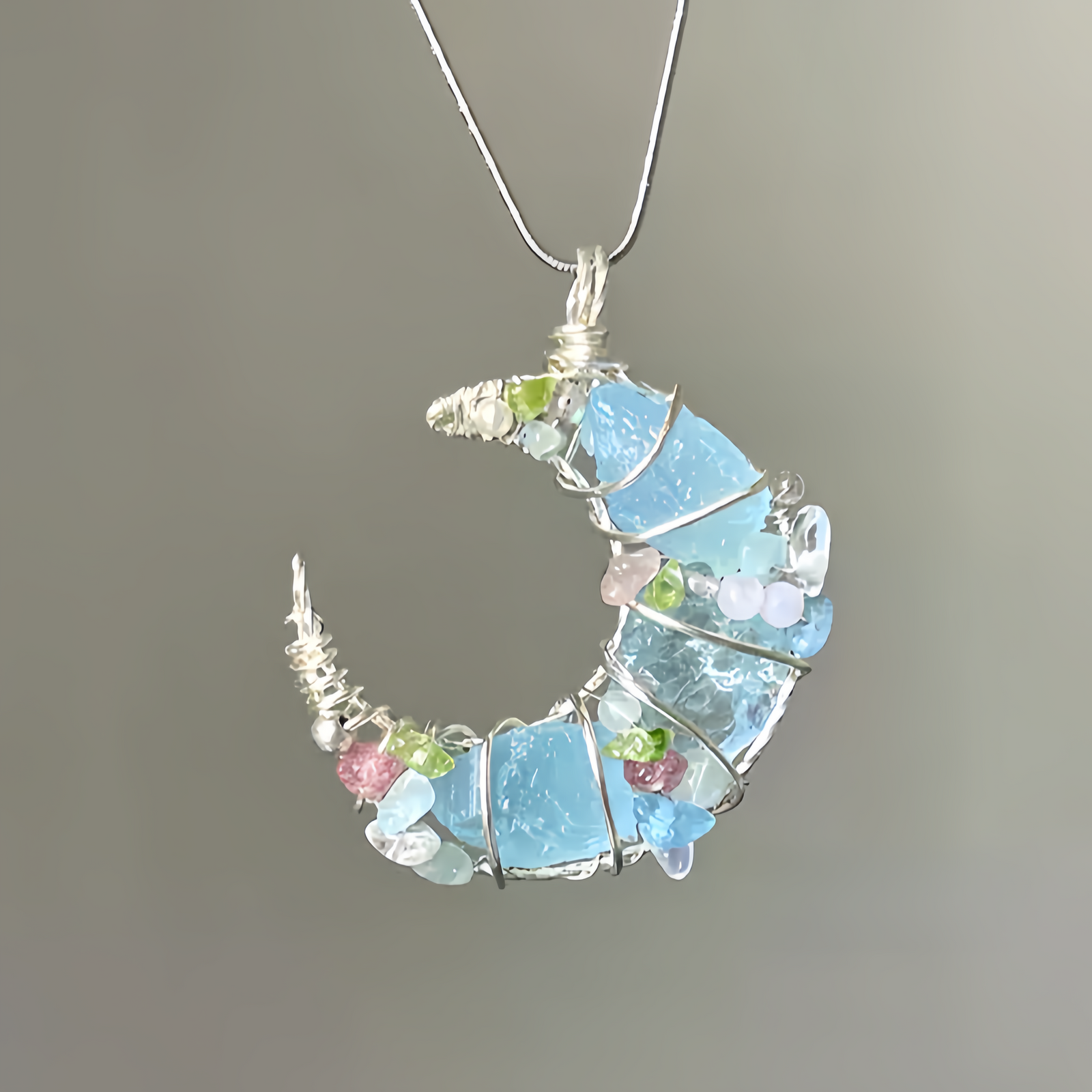 Aquamarine rough stone necklace